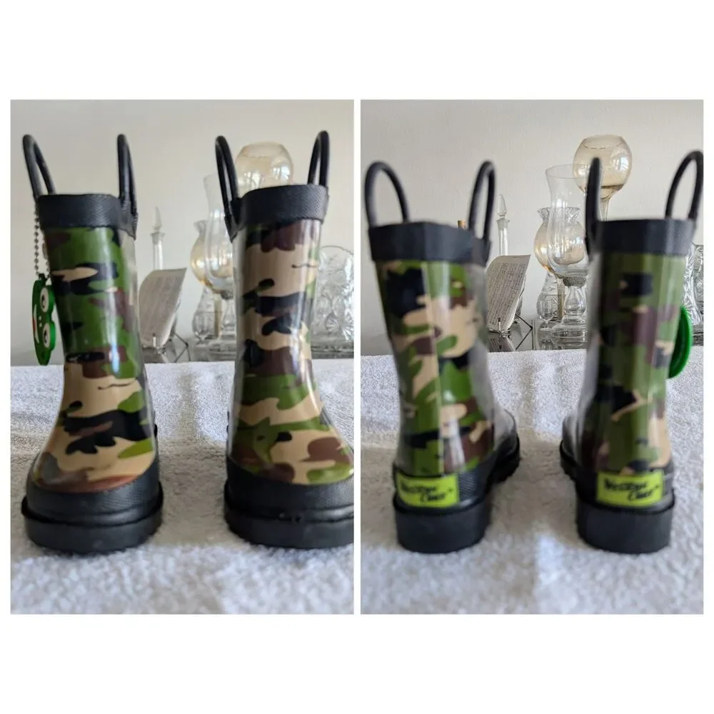 Western Chief Camo Rain Boots Size 5 Kids Waterproof Rubber Frog Charm